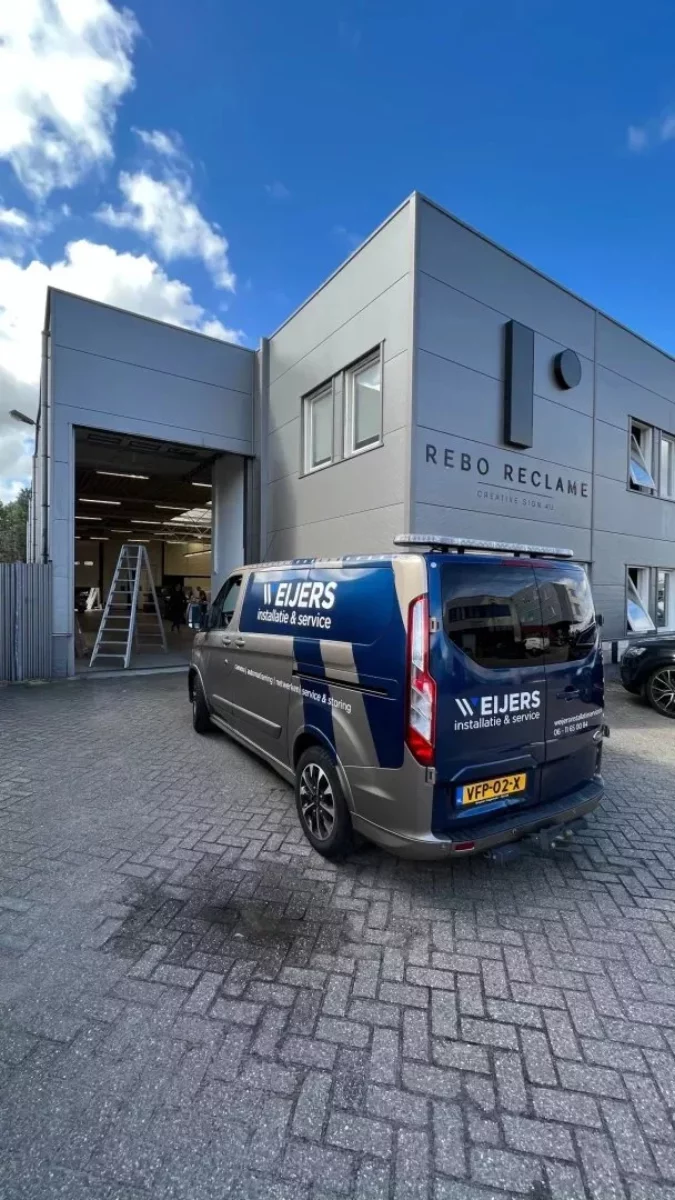 laadplaal laten installeren